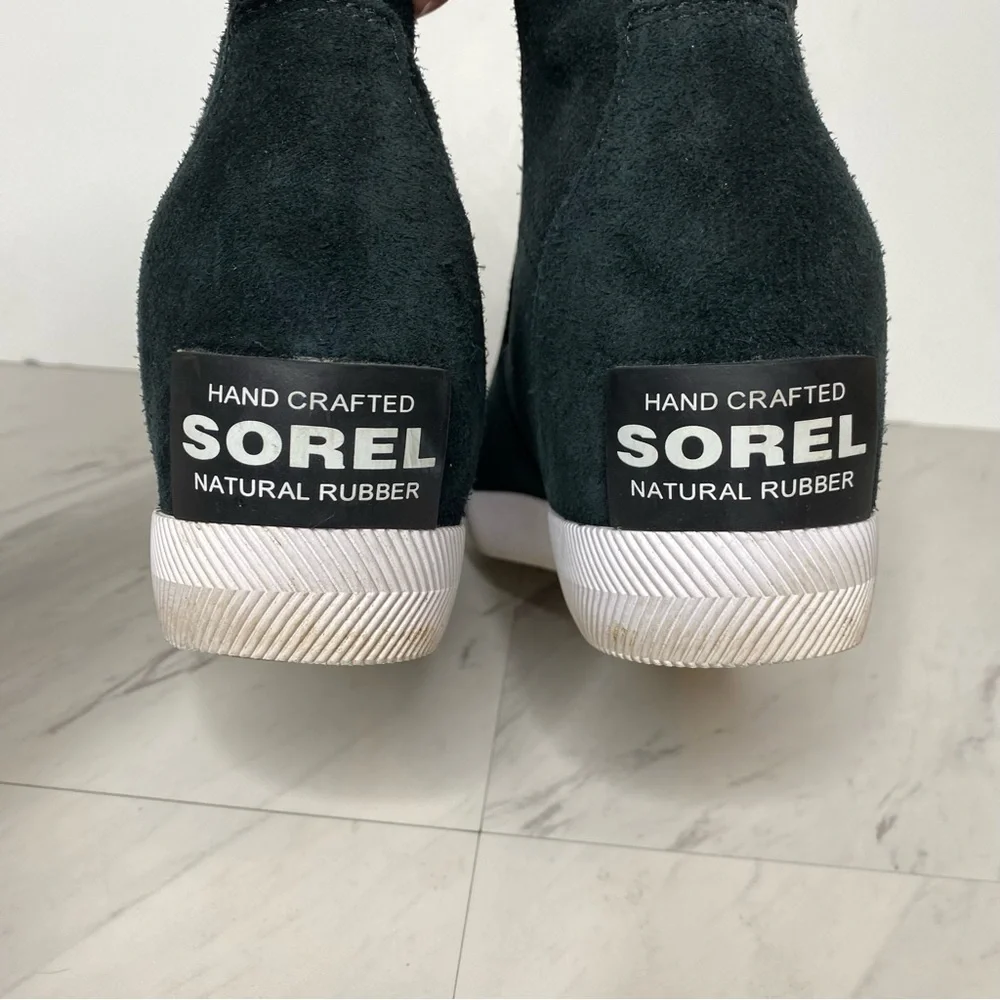 Sorel Out N About Slip On Wedge Black Suede Bootie 9